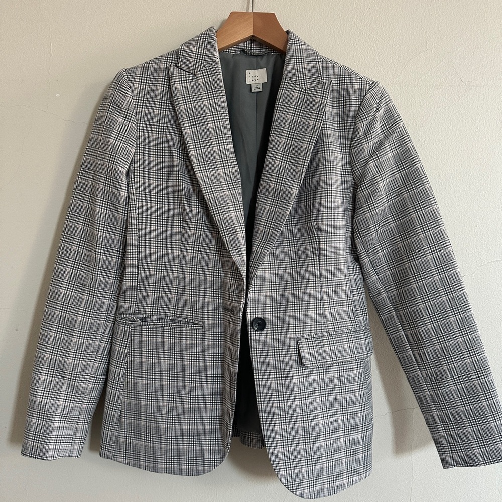 A new day blazer jacket - size 2 - gently worn